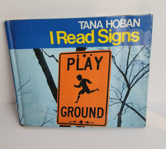 I Read Signs & I Read Symbols by Tana Hoban Hardcover Books