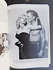 *SIGNED* Hollywood memoir KIRK DOUGLAS 1988 Life photos RAGMAN’S SON 510 pages