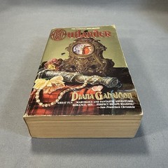 Outlander + Dragonfly in Amber, 6th & 5th Prints, Diana Gabaldon PB 1991 Dell