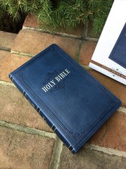KJV Large Print Bible | Blue Faux Leather | Thumb-Indexed | King James Version
