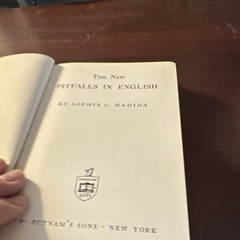 G.P. Putnam’s Sons The New Pitfalls in English Hadida 1940 Hardcover Textbook