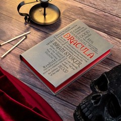 Dracula by Bram Stoker Flexi Bound Faux Leather Cover – Colorful Sprayed Edges