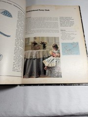 Better Homes And Gardens VTG 1978 Embroidery Hardcover 96 Pages