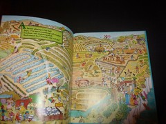 Ezra’s Quest – Follow That Dog! (Rosalyn Schanzer) (Middle Ages Mazes) HC;VGCon