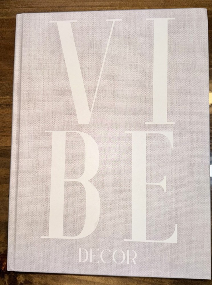 Vibe Decor: Modern Trivia for the Design Enthusiasts Hardcover Fashion 2025