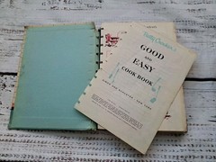 Betty Crocker’s Good & Easy Cook Book 1954 1000 recipes 256 pages 1st Edition