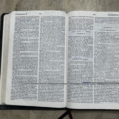 Holy Bible John Hagee Prophecy Study Bible NKJV Black Leather 1997