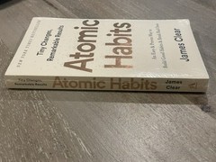 Atomic Habits by James Clear Build Good Habits & Break Bad Ones (Paperback) NEW