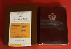 Nelson~The Smallest Bible~NASV~Burgundy Bonded Leather~Compact~Brand New