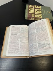 NCV Holy Bible Camel Bonded Leather Gold Gilt Edge Box ISBN 0-7180-0368-3 5295CL
