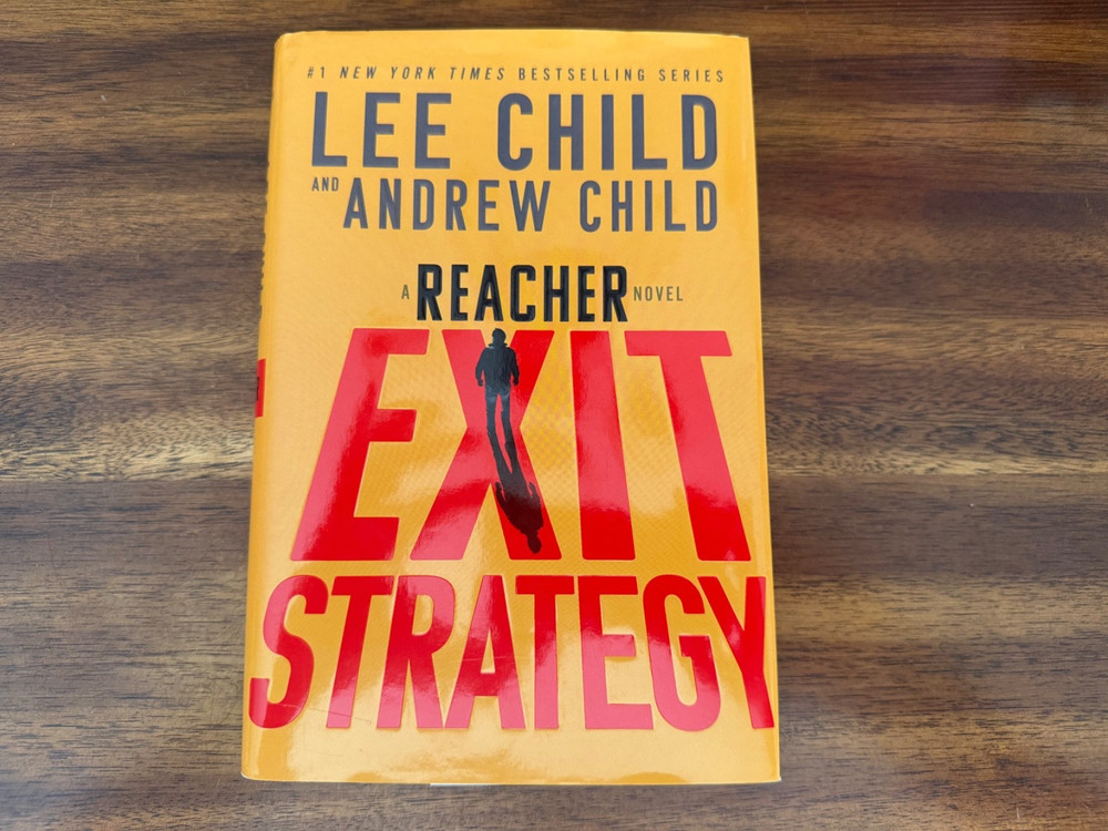 Exit Strategy : A Reacher Novel by Lee Child and Andrew Child (2025, Hardcover)