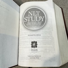 New Living Translation Study Bible Personal Size Edition Leatherlike Brown