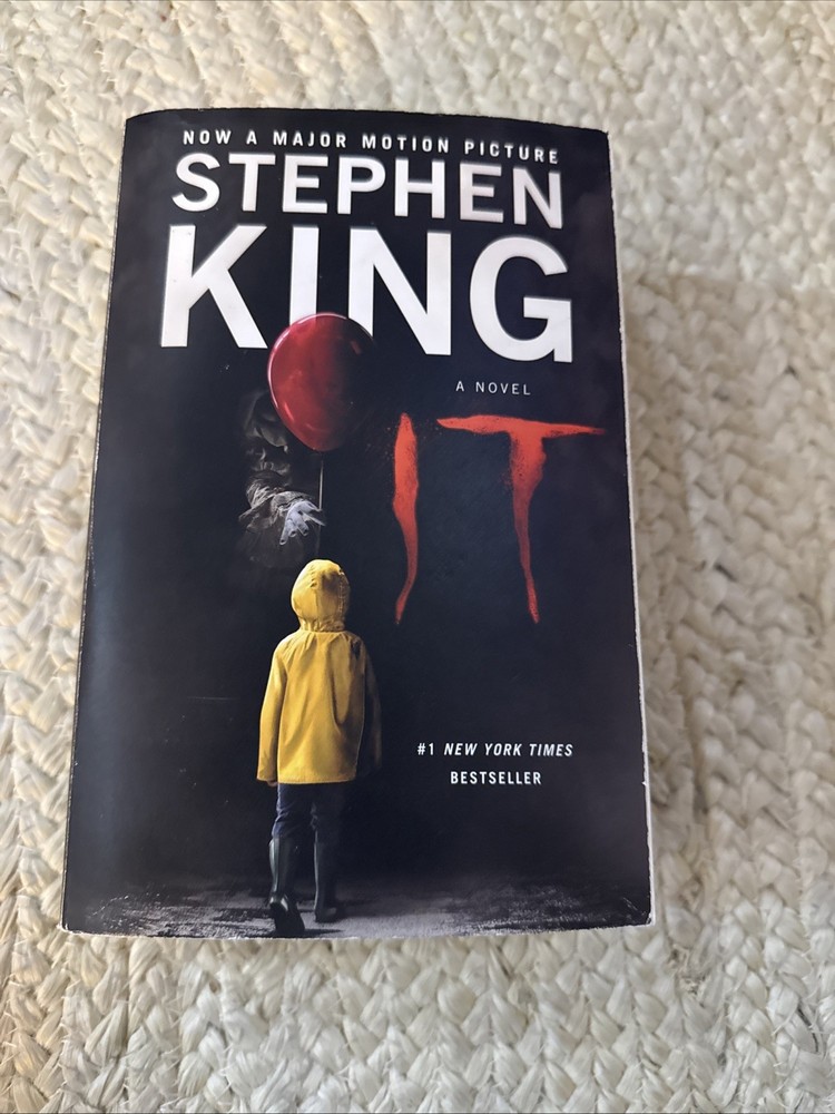 Stephen King It, Simon & Schuster, Paperback, Horror, Film/TV Adaptation
