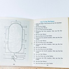 QUEEN of HEAVEN – Booklet – 1976 – The Leaflet Missal Co, 6 X 4″ – 96 Pages –