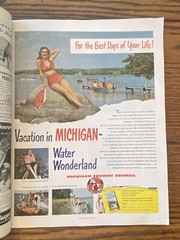 HOLIDAY Magazine April 1949 Featuring New York