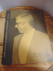 Ask Your Neighbor Recipes Bill Randle WERE Vintage Cookbook 1972 – 110 pages