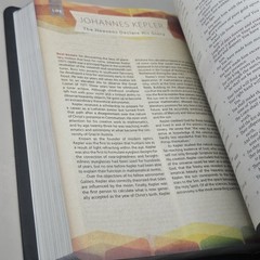 Modern Life Study Bible NKJV 2014 Thomas Nelson Black Leatherflex