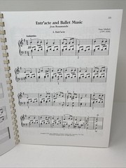 Library of Easy Piano Classics by Amsco – Plastic Comb Binding – Clean Pages