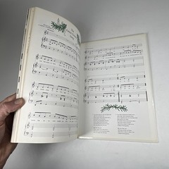 Gnomes Book Christmas Crafts Patterns Diagrams 50 Projects HC 1980 Fold Out