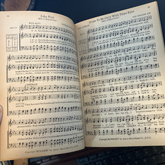 EVERYBODY’S FAVORITE COMMUNITY SONGS Song Book 1935 AMSCO Music Publishing