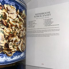 Southern Living 2025 One Pot Recipes Hardcover Book 351 Pages 8″x9.5″x1″ NEW