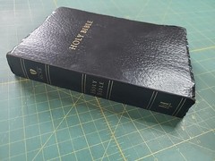 HCSB Gift and Award Bible, Black Imitation Leather