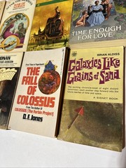 Vintage 1970s Pulp Sci Fi PB Book Lot of 8 VG Heinlein Attar Star Barbarian More