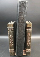 Holy Bible Red Letter Self-Pronouncing KJV National Bible Press 1963 Crystalette
