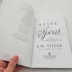 A.W. Tozer Book Lot – Warfare of the Spirit & Alive in Spirit – BK308