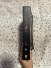 Bad Bishop by L.J. Shen – SIGNED (Deluxe Edition)