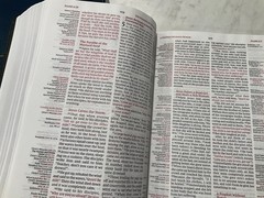 NIV Thompson Chain Reference Bible 2022 Large Print Black Bonded Leather