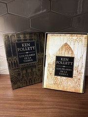 Ken Follet “Los Pilares De La Tierra” The Pillars Of The Earth: Printed In Spain