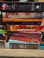 Lot 40 Mixed Vintage Paperback Books Various Genres And Authors