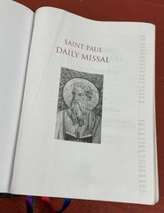 Saint Paul Daily Missal Black Leatherflex 2012 Pauline Books & Media