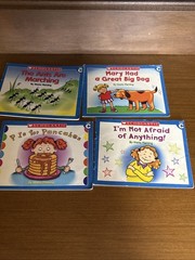 Lot of 20 Scholastic Little Leveled Readers Level A,B,C & D Learning Books