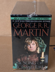 George R.R. Martin A SONG OF ICE AND FIRE 5-Book Boxed Set– Game of Thrones- NEW
