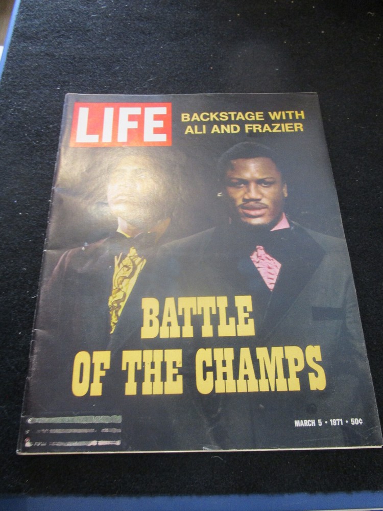 Life Magazine March 5, 1971: Feature Article on Ali and Frazier (RF)