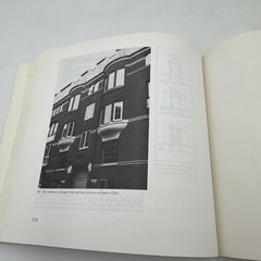 Archetypes in Architecture Thomas Thiis-Evensen Oxford University Press 1991 PB
