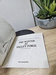 THE WINTER AT VALLEY FORGE: SURVIVAL AND VICTORY By James E. Knight 1982 PB
