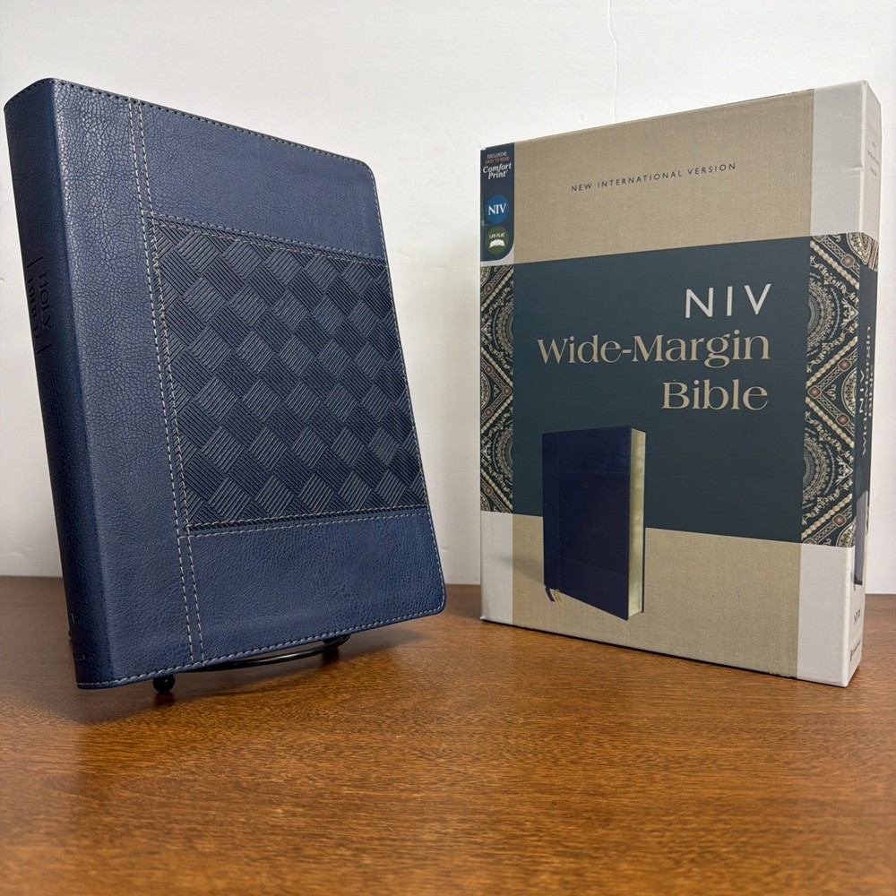 NIV, Wide Margin Bible (A Bible that Welcomes Note-Taking), Leathersoft, Navy