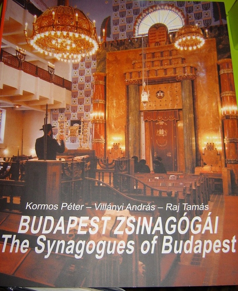 The Synagogues of Budapest / Budapest Zsinagogai – 160 pages /…