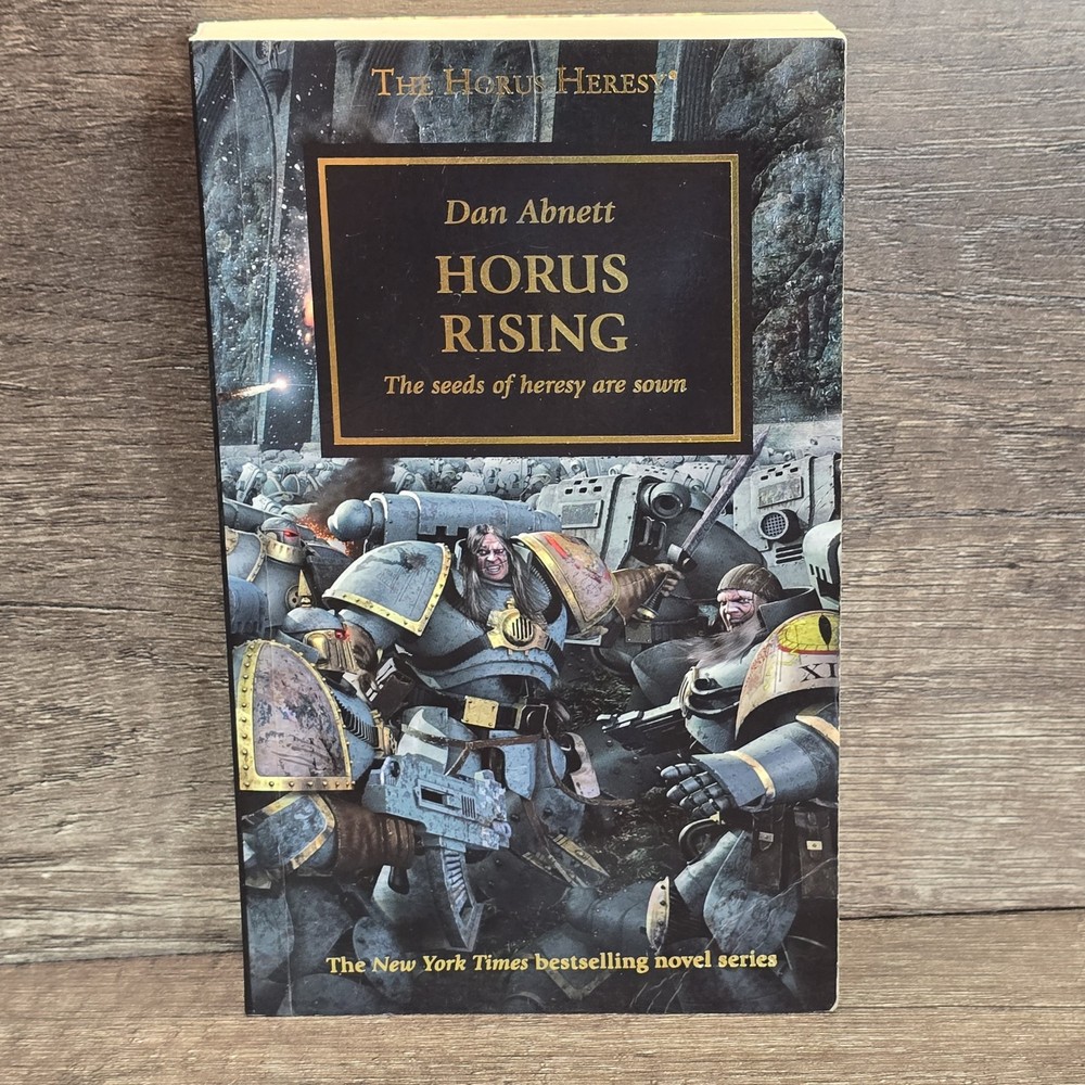 Horus Rising (1) (The Horus Heresy)