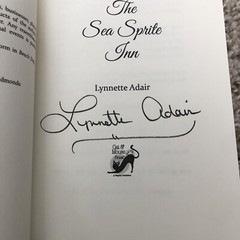 THE SEA SPRITE INN Lynnette Adair Signed Like New Contemporary Women’s Fiction