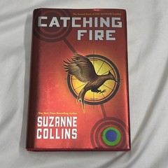 Catching Fire Suzanne Collins 1st Edition/Printing 2009 Pristine Copy!!!