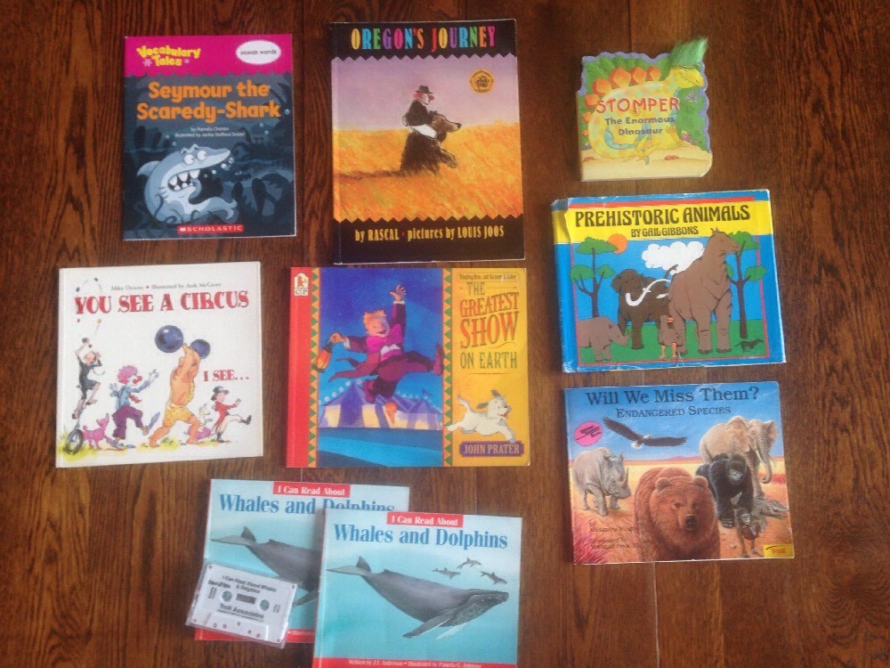 Lot H CHILDREN’S BOOKS K-2 Themed: Circus/Sealife/Dinosaurs Prehistoric Animals