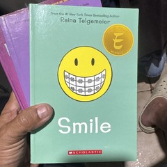 Smile, Guts, Drama By Telgemeier, Raina – GOOD condition