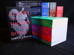 Sarah J. Maas Mixed Series Lot – A Throne of Glass, Crescent City, A Court of…