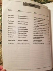 2009 Coach of the Year Clinics Football Manual (2009) Earl Browning