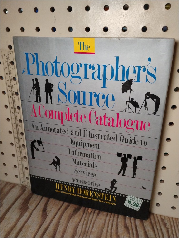 THE PHOTOGRAPHER’S SOURCE Henry Horenstein