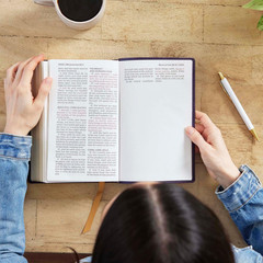 KJV Holy Bible: Personal Size Giant Print, Hardcover, Red Letter, Comfort…
